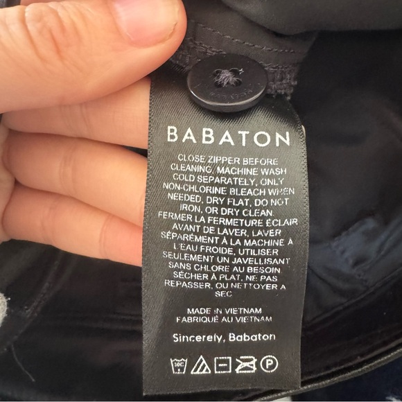 Aritzia Babaton Command Vegan Leather Pant in Black - 2 - Picture 9 of 16